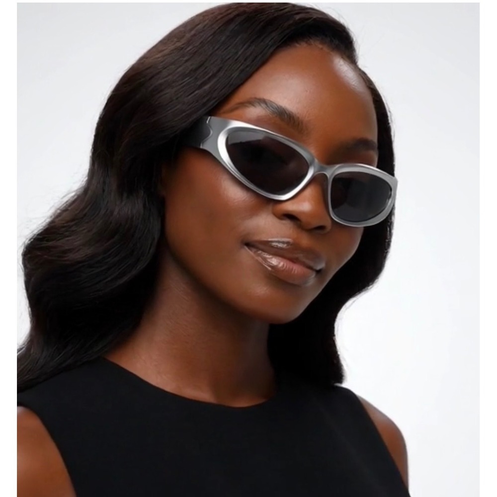 Women Sunglasses Scifi Metallic Glasses Present A Unique Streamlined Satiny Look